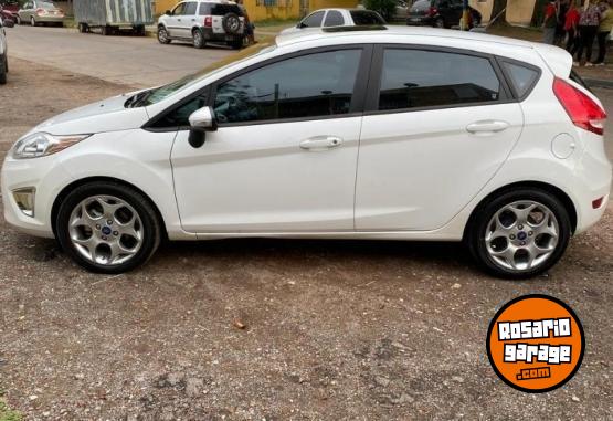 Autos - Ford fiesta kinetic titanium 2013 Nafta 51000Km - En Venta