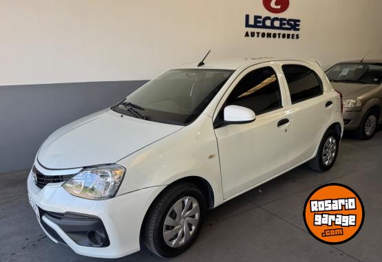 Autos - Toyota Etios 2020 Nafta 60000Km - En Venta