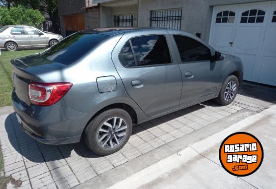 Autos - Renault Logan intens 1.6 2023 Nafta 22383Km - En Venta