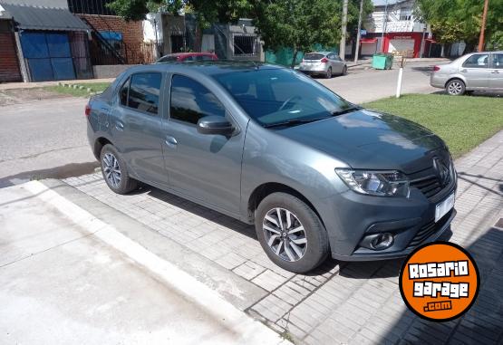Autos - Renault Logan intens 1.6 2023 Nafta 22383Km - En Venta