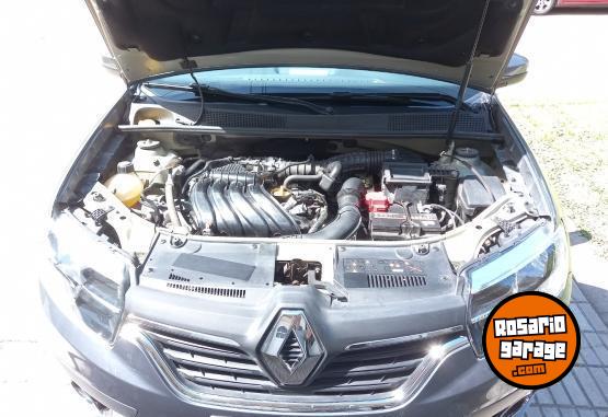 Autos - Renault Logan intens 1.6 2023 Nafta 22383Km - En Venta