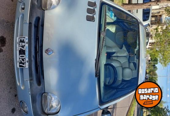 Autos - Renault Twingo 2002 Nafta 187000Km - En Venta