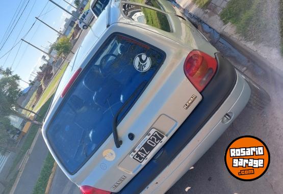 Autos - Renault Twingo 2002 Nafta 187000Km - En Venta