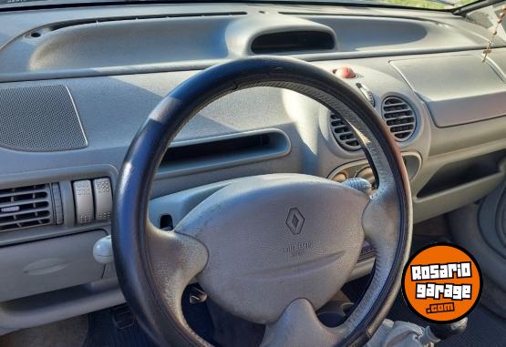 Autos - Renault Twingo 2002 Nafta 187000Km - En Venta