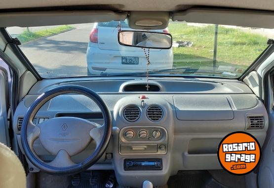 Autos - Renault Twingo 2002 Nafta 187000Km - En Venta