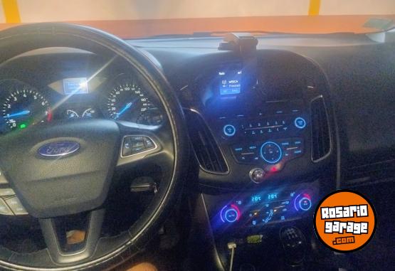 Autos - Ford Focus III SE plus 2016 Nafta 134000Km - En Venta