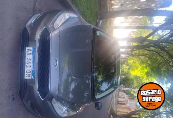 Autos - Ford Focus III SE plus 2016 Nafta 134000Km - En Venta