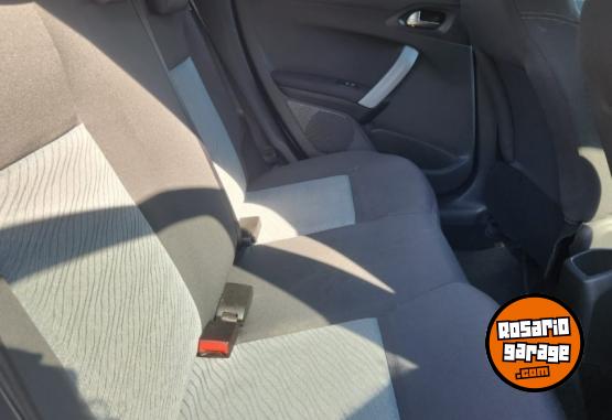 Autos - Peugeot 208 allure 1.5 touchscren 2014 Nafta 74000Km - En Venta