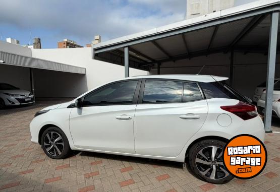 Autos - Toyota Yaris 2025 Nafta 2400Km - En Venta