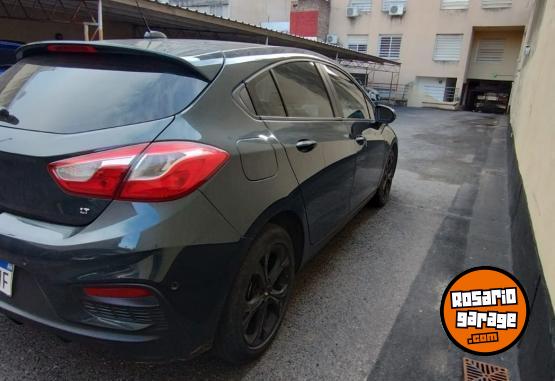 Autos - Chevrolet Cruze LT 2018 Nafta 82000Km - En Venta