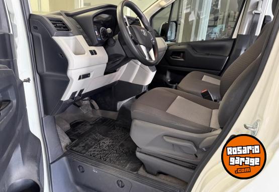 Utilitarios - Toyota Hiace H1L1 2022 Diesel 70000Km - En Venta