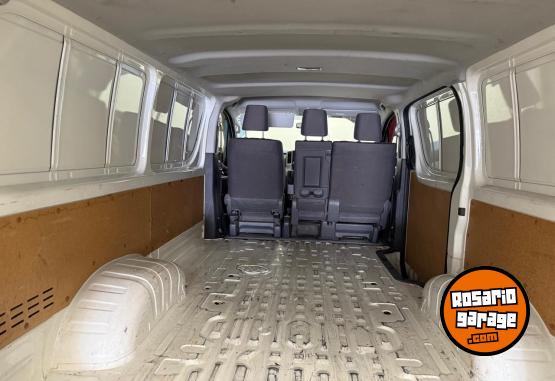 Utilitarios - Toyota Hiace H1L1 2022 Diesel 70000Km - En Venta