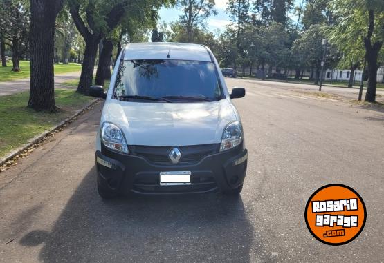 Utilitarios - Renault KANGOO 2015 Nafta 150000Km - En Venta