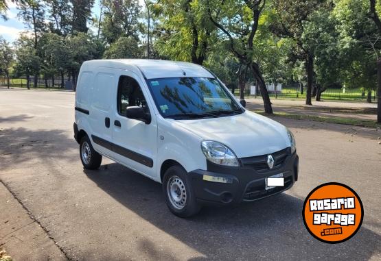 Utilitarios - Renault KANGOO 2015 Nafta 150000Km - En Venta