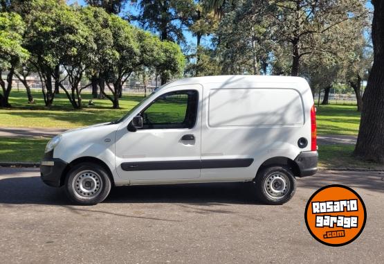 Utilitarios - Renault KANGOO 2015 Nafta 150000Km - En Venta