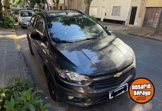 Autos - Chevrolet ONIX ACTIV 2020 Nafta 80000Km - En Venta