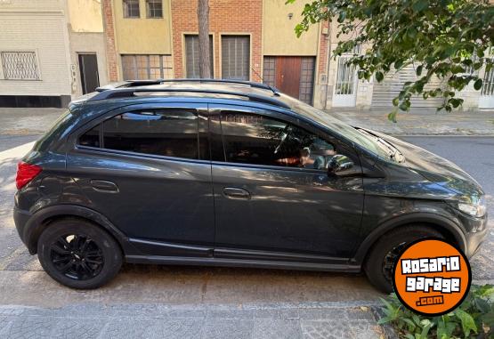 Autos - Chevrolet ONIX ACTIV 2020 Nafta 80000Km - En Venta