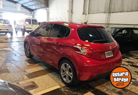 Autos - Peugeot 208 feline 2014 Nafta 170000Km - En Venta