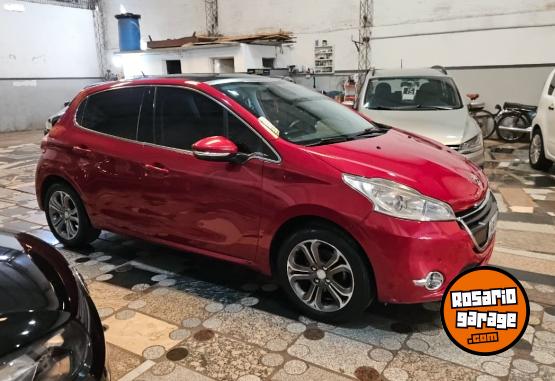 Autos - Peugeot 208 feline 2014 Nafta 170000Km - En Venta
