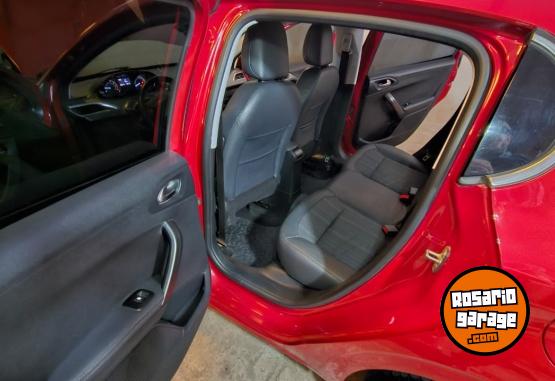 Autos - Peugeot 208 feline 2014 Nafta 170000Km - En Venta