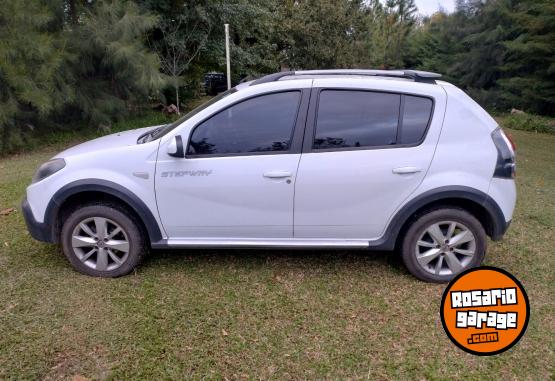 Autos - Renault Sandero Stepway 2014 GNC 118000Km - En Venta