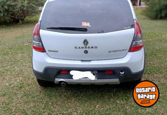 Autos - Renault Sandero Stepway 2014 GNC 118000Km - En Venta