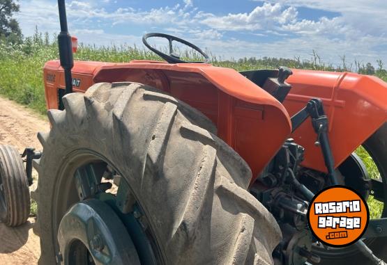 Camiones y Gras - Tractor Fiat 500 E - En Venta