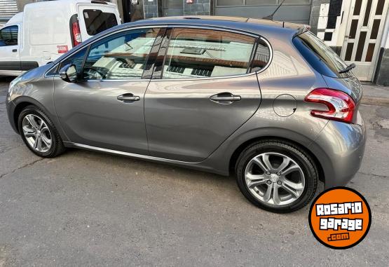 Autos - Peugeot 208 Feline 2013 Nafta 46000Km - En Venta