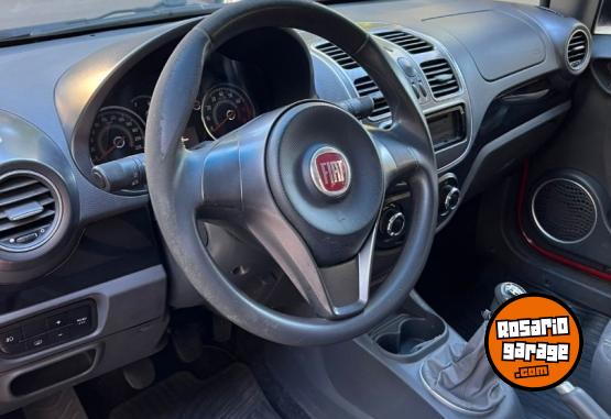 Autos - Fiat Palio Atractive 2017 GNC 206000Km - En Venta