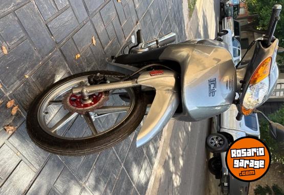 Motos - Guerrero Trip 110 Full 2025 Nafta 80Km - En Venta