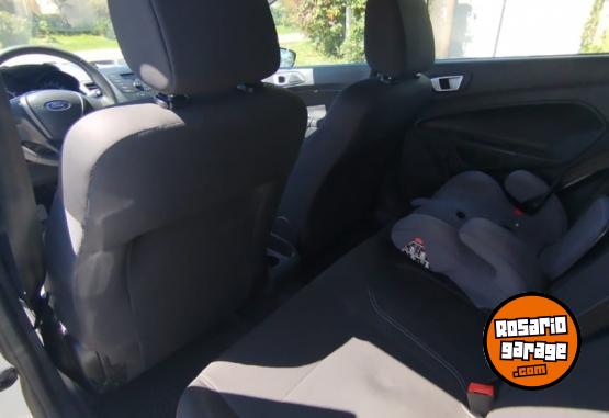 Autos - Ford Fiesta 2017 Nafta 104000Km - En Venta