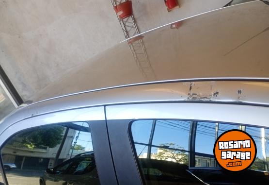 Autos - Chevrolet Onix 2021 Nafta 76000Km - En Venta