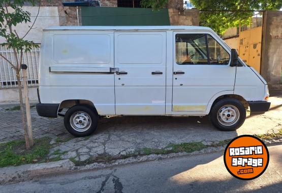 Utilitarios - Renault Trafic 1.9 diesel 1999 Diesel 350000Km - En Venta