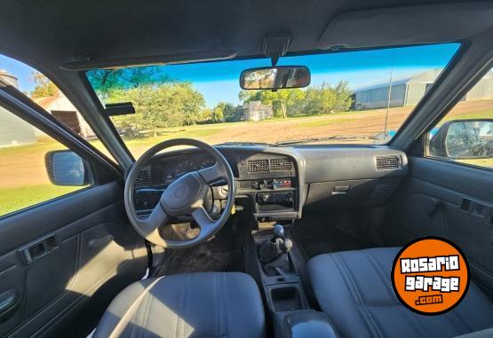 Camionetas - Toyota Hilux 1999 Diesel 578000Km - En Venta