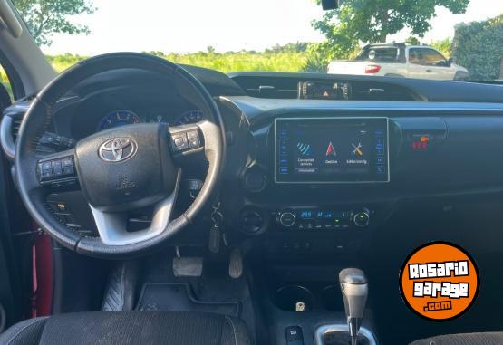 Camionetas - Toyota Hilux SRV 2019 Diesel 185000Km - En Venta