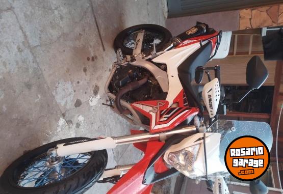 Motos - Corven TXR 250 2017 Nafta 11000Km - En Venta