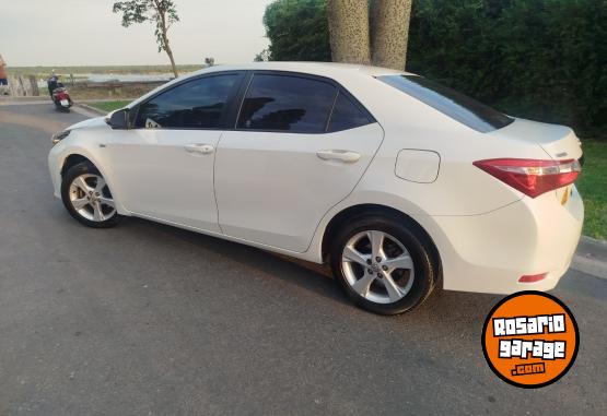 Autos - Toyota Corolla 2015 Nafta 170000Km - En Venta
