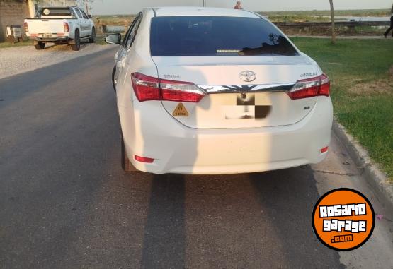 Autos - Toyota Corolla 2015 Nafta 170000Km - En Venta