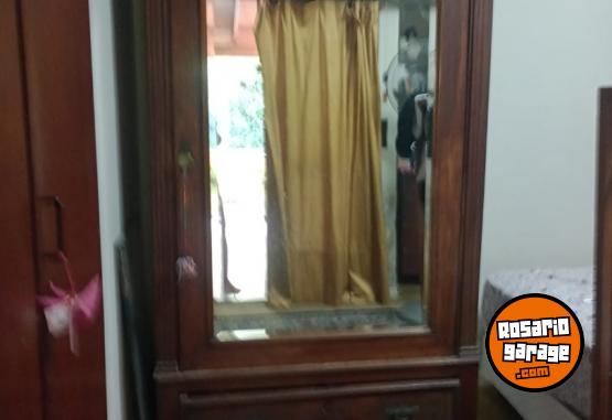 Hogar - Vendo ropero antiguo - En Venta