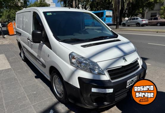 Utilitarios - Peugeot Expert 2014 Diesel 180000Km - En Venta