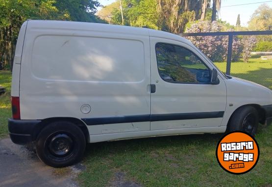 Utilitarios - Peugeot Parnert 2005 Diesel 2005Km - En Venta