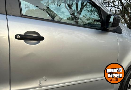 Autos - Volkswagen Suran confortline 2011 2011 GNC 198000Km - En Venta