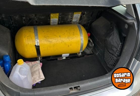 Autos - Volkswagen Suran confortline 2011 2011 GNC 198000Km - En Venta