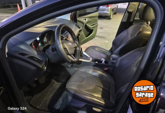 Autos - Ford Focus 2.0 SE plus 2016 Nafta 124000Km - En Venta