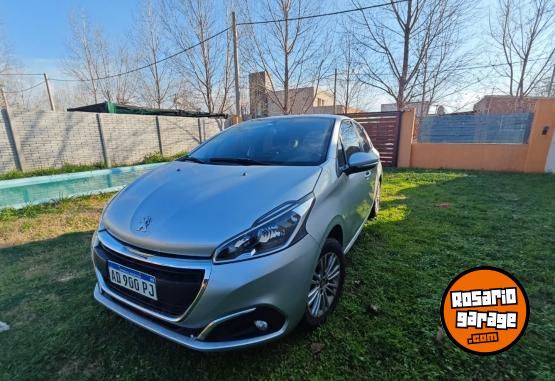 Autos - Peugeot 208 Allure 2019 Nafta 35000Km - En Venta