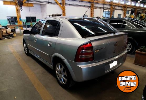 Autos - Chevrolet CHEVROLET ASTRA 2 GLS 2.0 2011 GNC 336000Km - En Venta