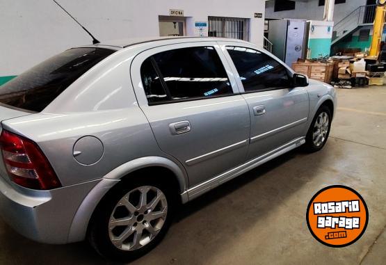 Autos - Chevrolet CHEVROLET ASTRA 2 GLS 2.0 2011 GNC 336000Km - En Venta