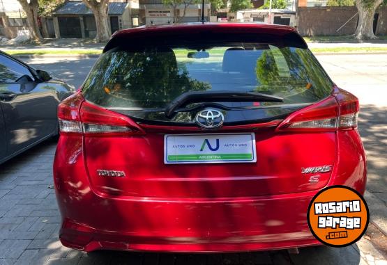 Autos - Toyota Yaris S 2021 Nafta 120000Km - En Venta