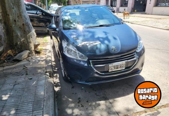 Autos - Peugeot 208 2016 Nafta 90000Km - En Venta