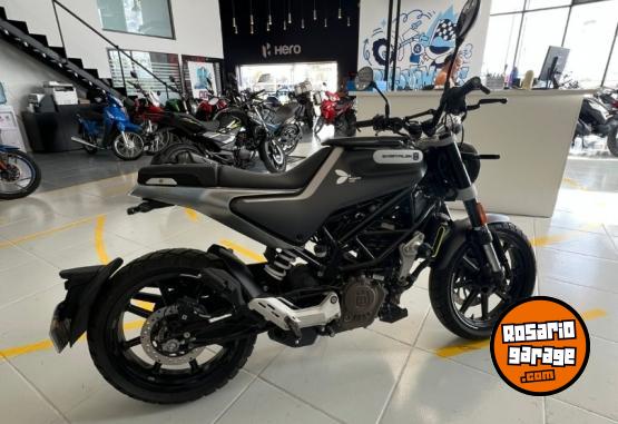 Motos - Husqvarna SVARTPILEN  200 2022 Nafta 9050Km - En Venta